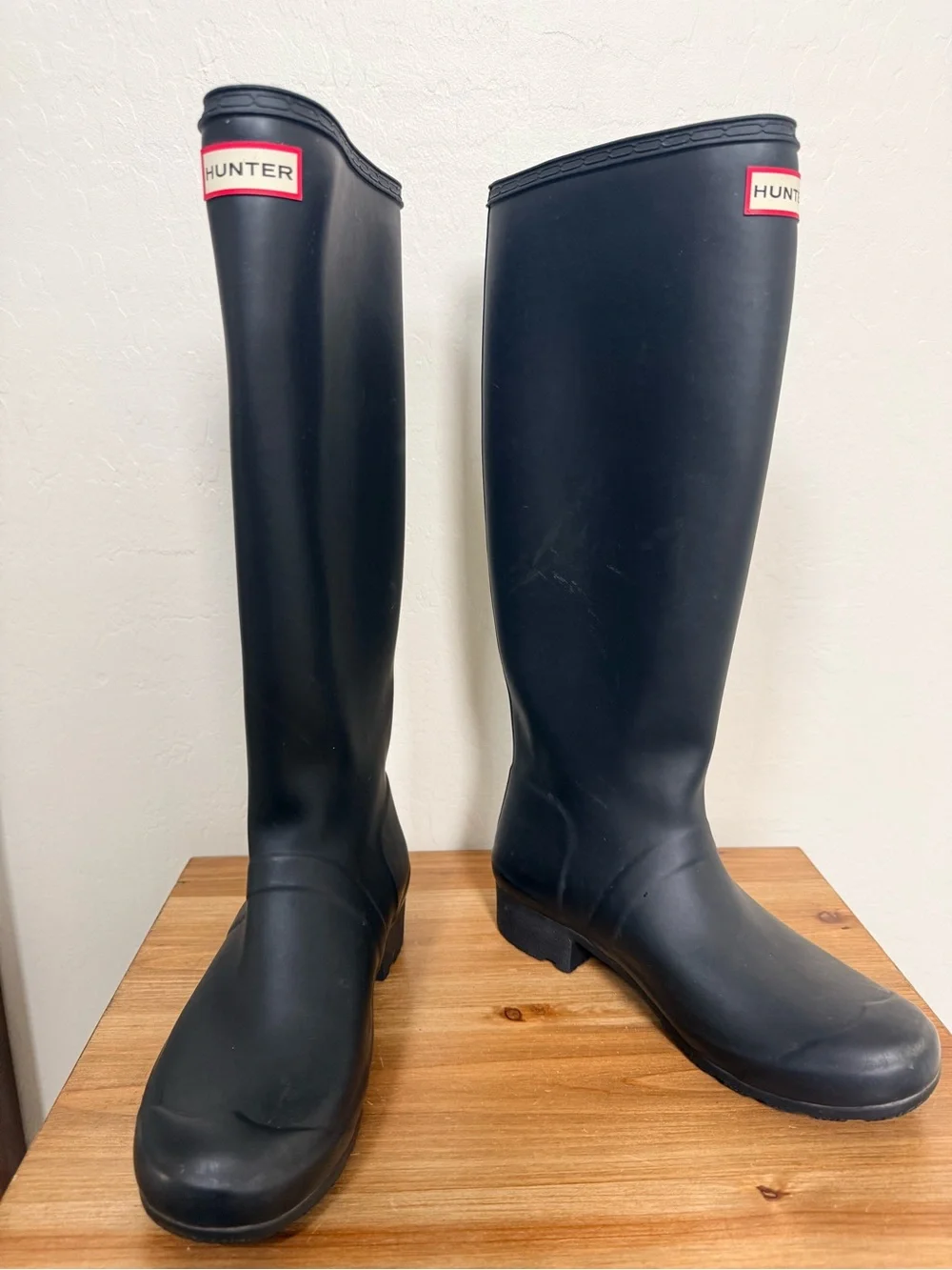 Hunter Black Tall Gloss Rain Boots
